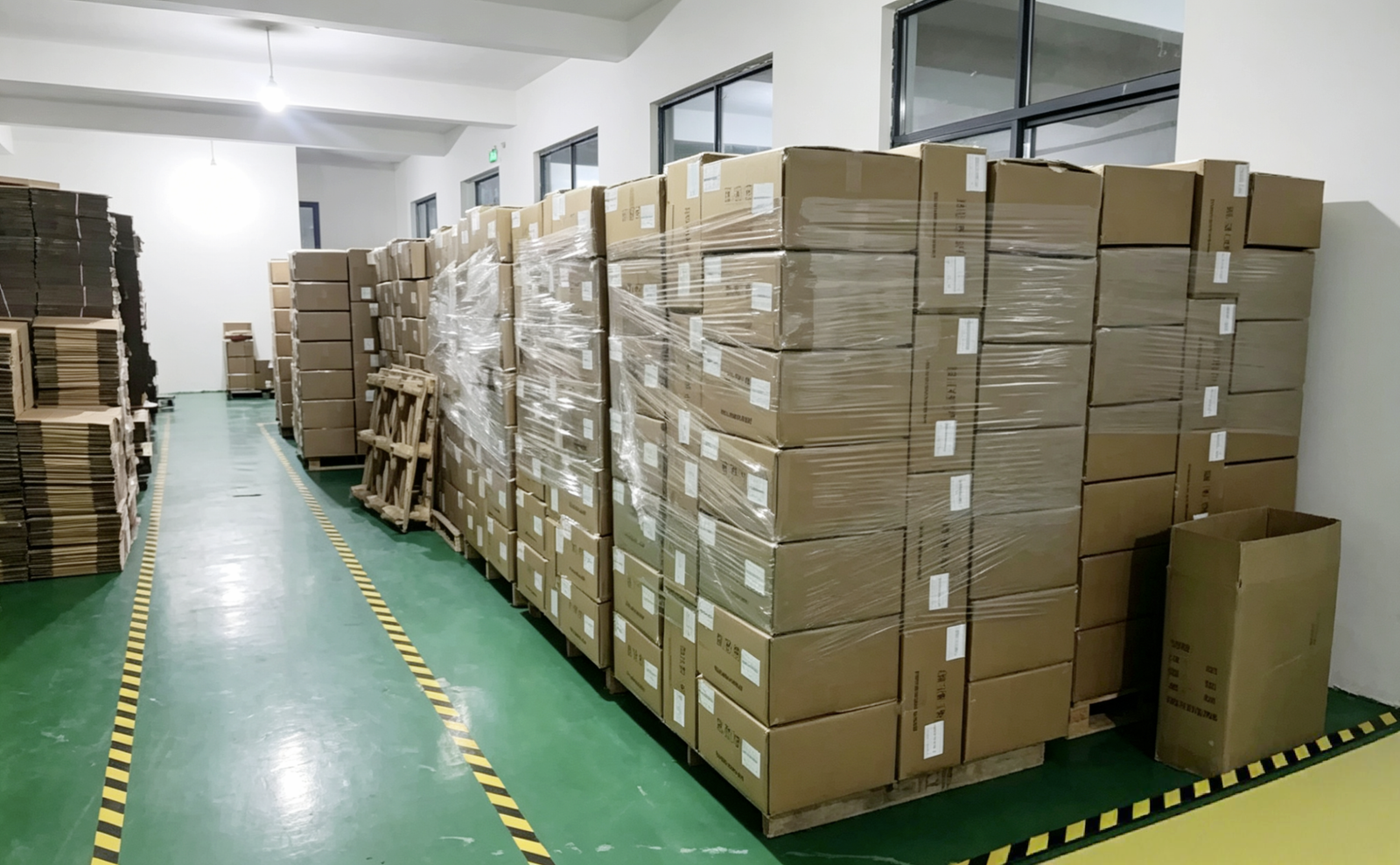 Finished goods warehouse and storage